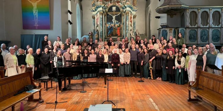 La hermandad Coral: Coros noruegos se unen en concierto pro-fondos de la Schola Cantorum de Venezuela.